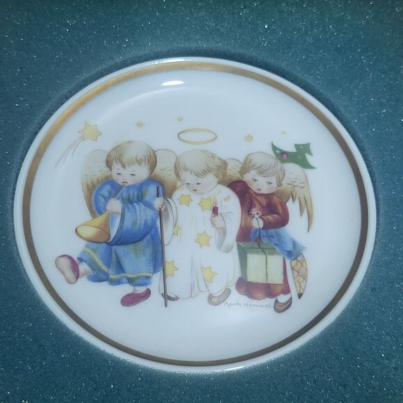 Schmid Berta Trio Angels Hummel Museum Miniature Plate Collection 1977 - Picture 1 of 9
